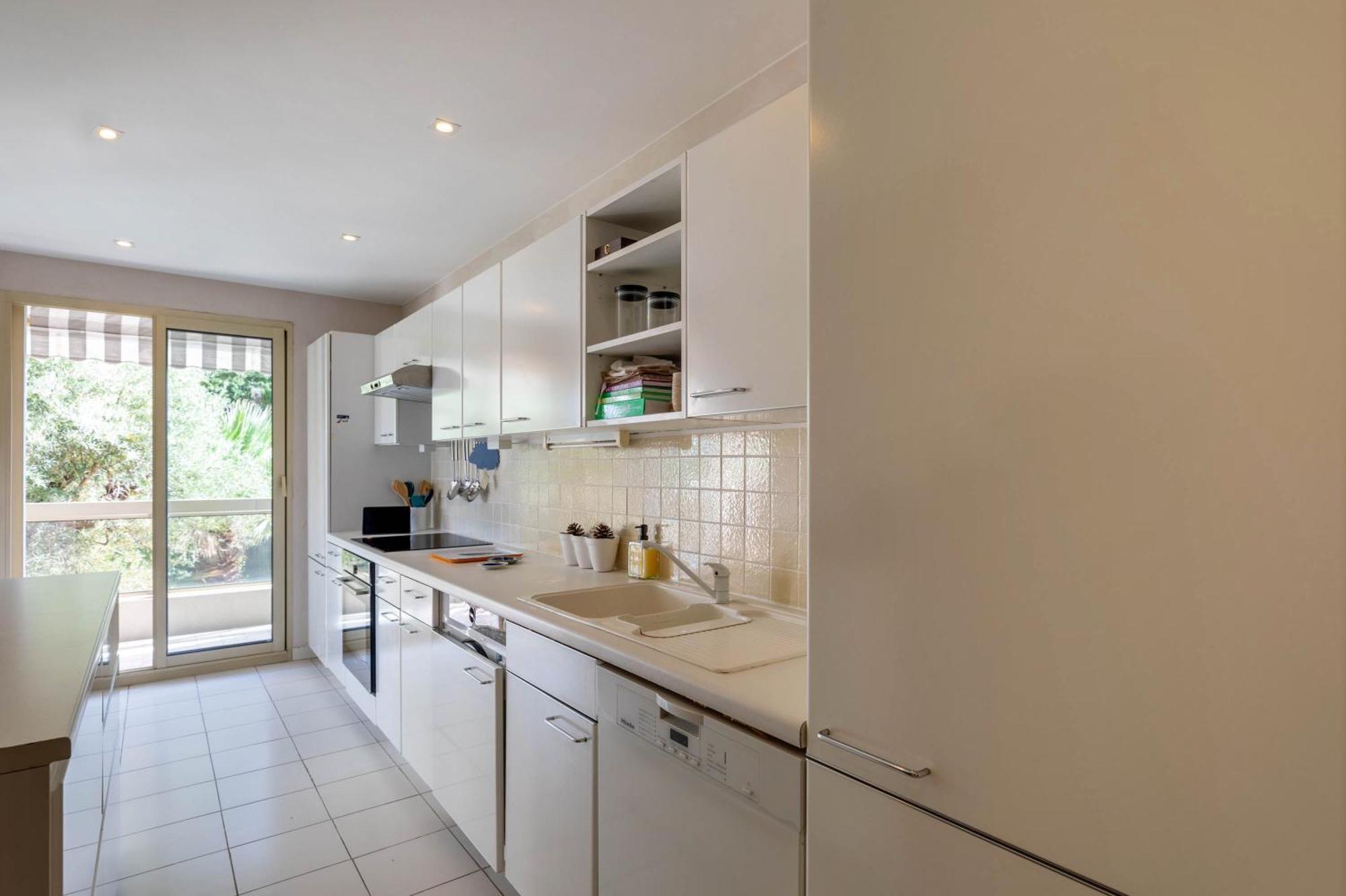 Tanit Piscine, 6 Couchages, Parking Apartment Antibes Bagian luar foto